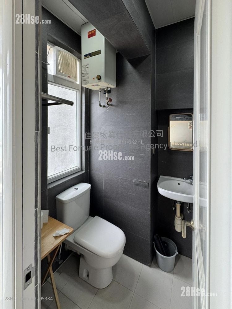 和发大厦 租盘 开放式间隔 , 1 浴室 274 平方尺