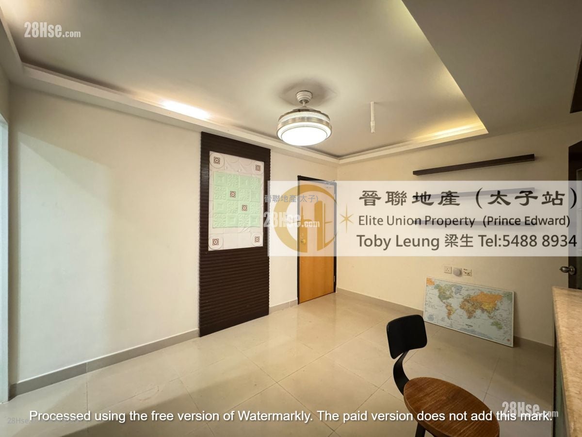 Shun Hing Building Sell 2 Bedrooms , 1 Toilet 328 ft²