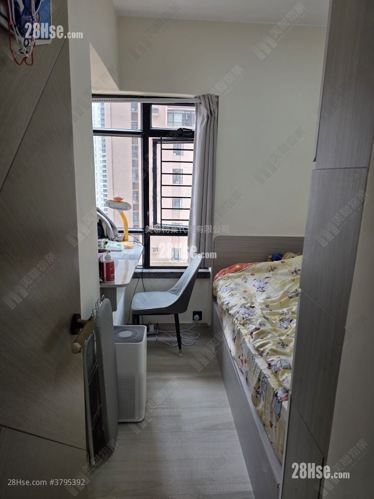 Sunshine City Sell 3 Bedrooms 519 ft²