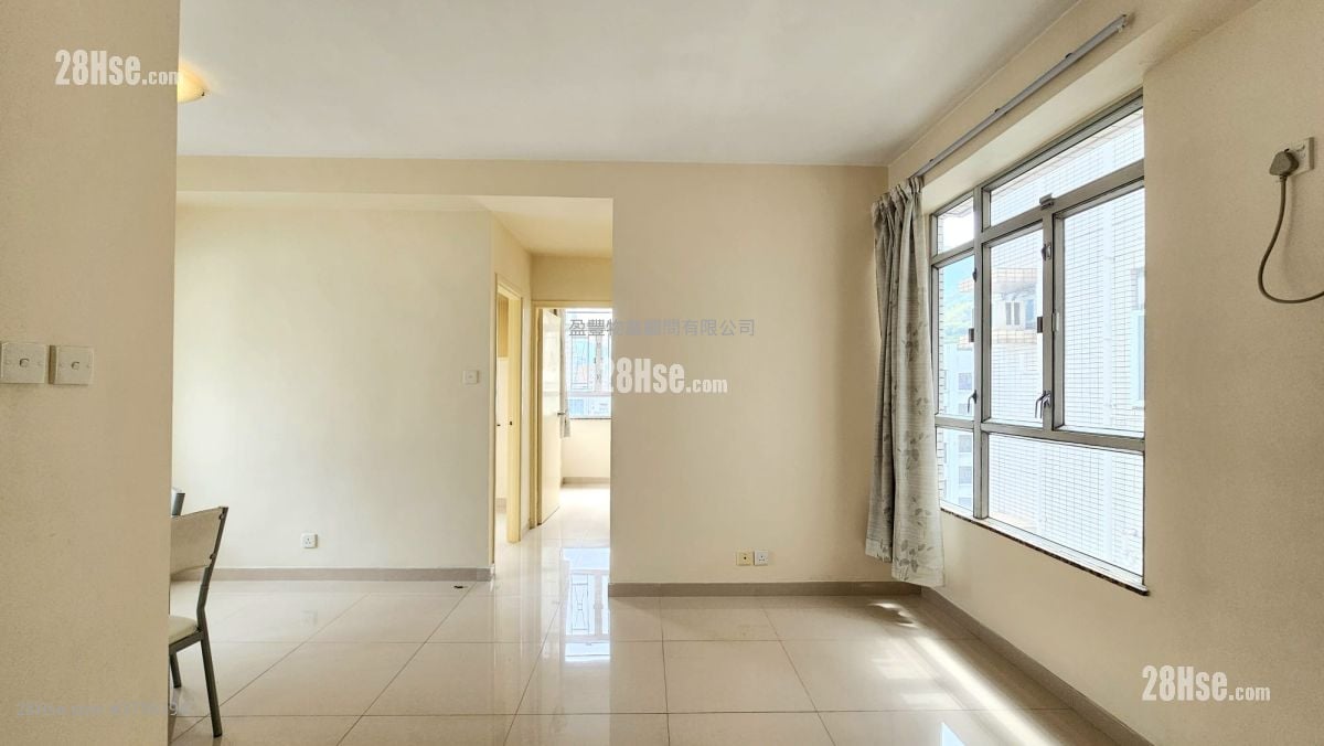 乐满大厦 售盘 2 房 , 1 浴室 404 平方尺