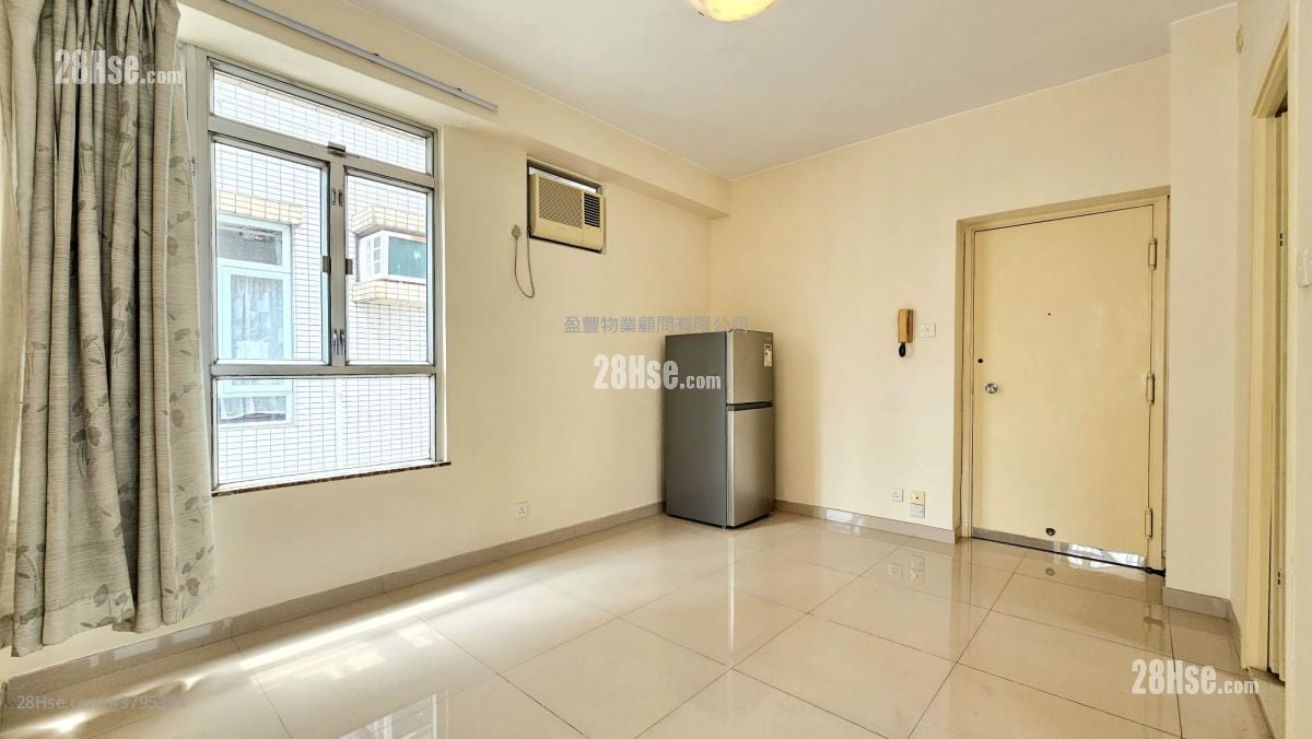 乐满大厦 售盘 2 房 , 1 浴室 404 平方尺