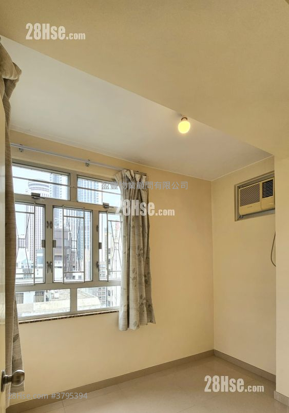 乐满大厦 售盘 2 房 , 1 浴室 404 平方尺