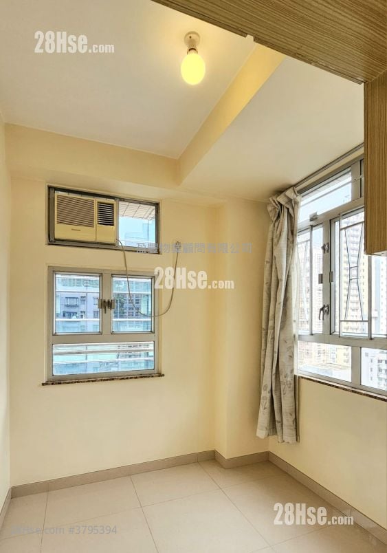 乐满大厦 售盘 2 房 , 1 浴室 404 平方尺