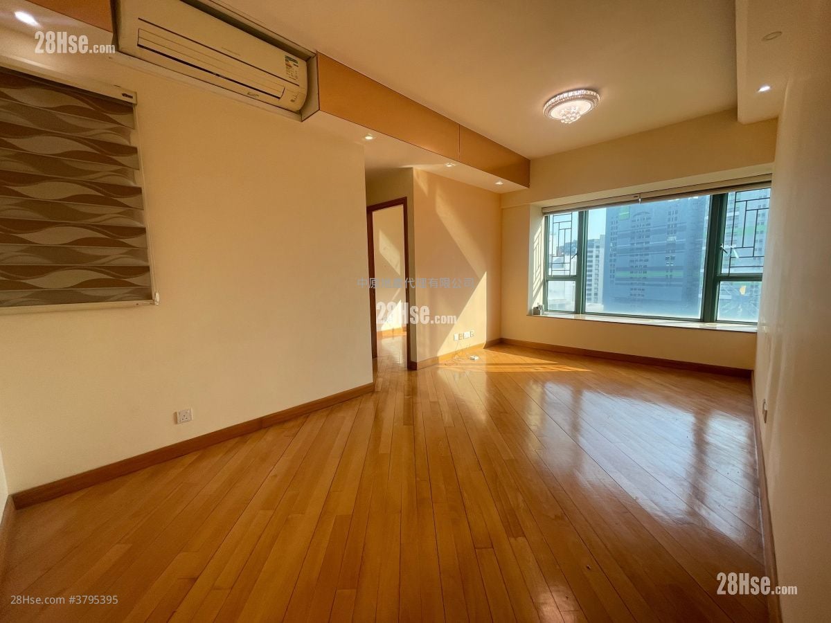 名逸居 租盘 2 房 551 平方尺