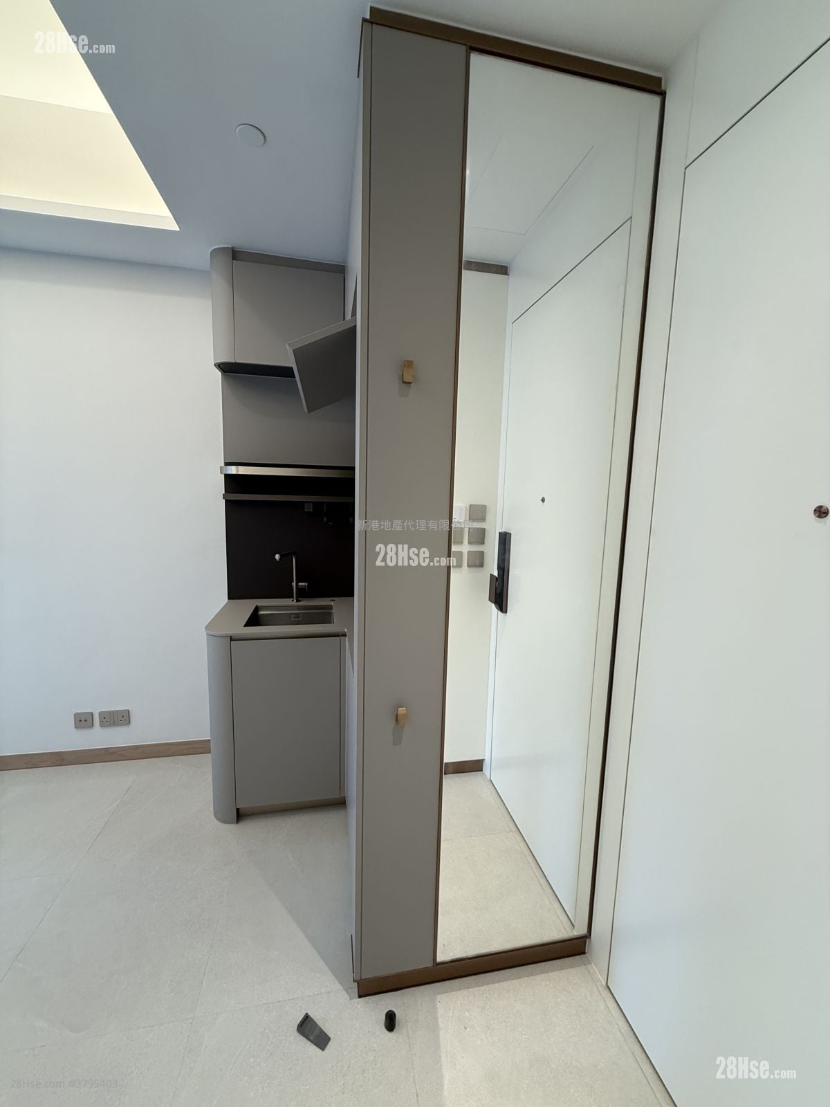 Baker Circle Euston Sell 1 Bedroom , 1 Bathroom 270 ft²