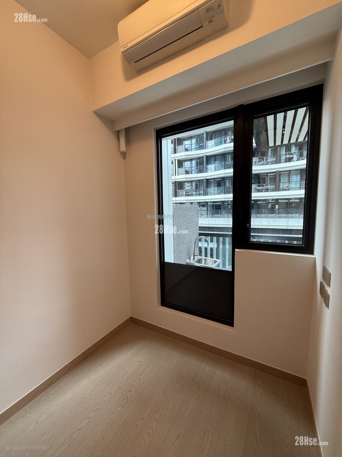 Baker Circle Euston Sell 1 Bedroom , 1 Bathroom 270 ft²