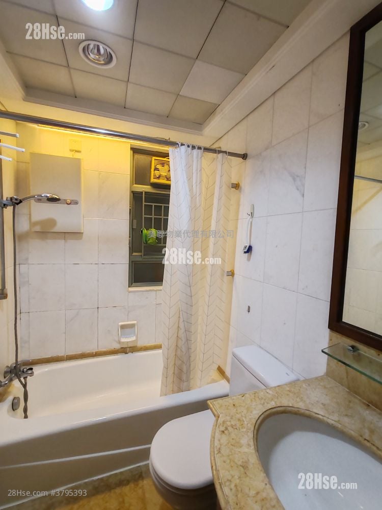 东堤湾畔 售盘 2 房 , 1 浴室 527 平方尺