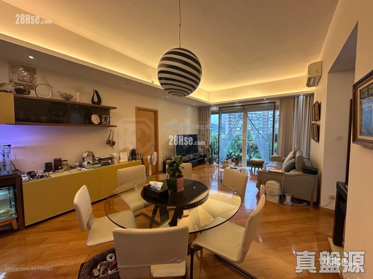 Avignon Sell 4 Bedrooms , 3 Bathrooms 1,272 ft²