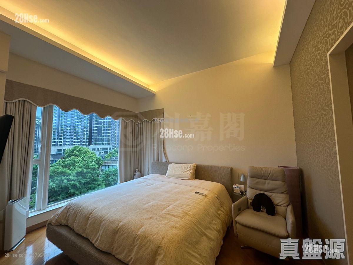 Avignon Sell 4 Bedrooms , 3 Bathrooms 1,272 ft²