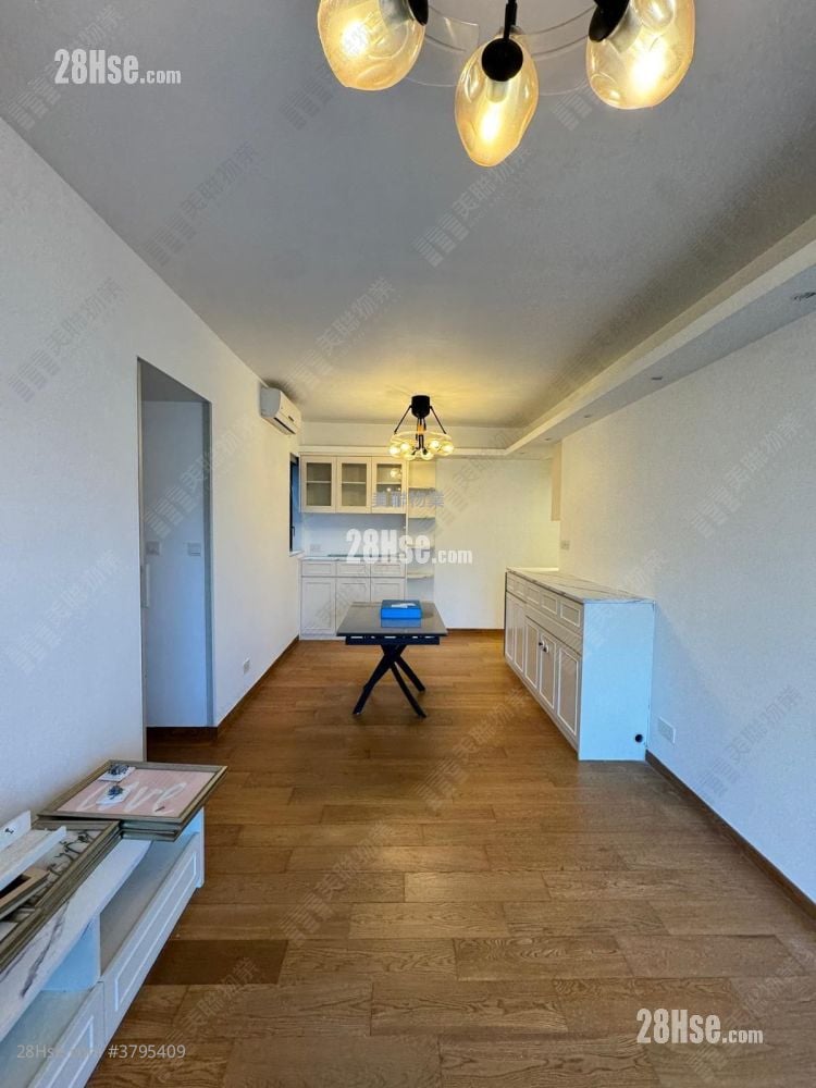 The Papillons Rental 882 ft²