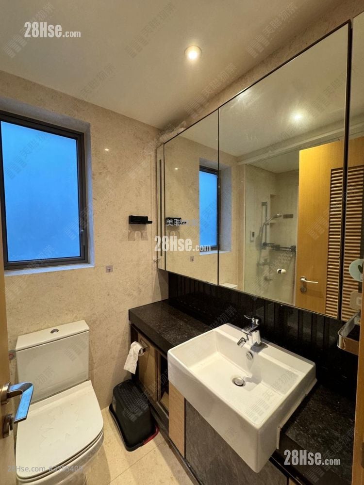 The Papillons Rental 882 ft²