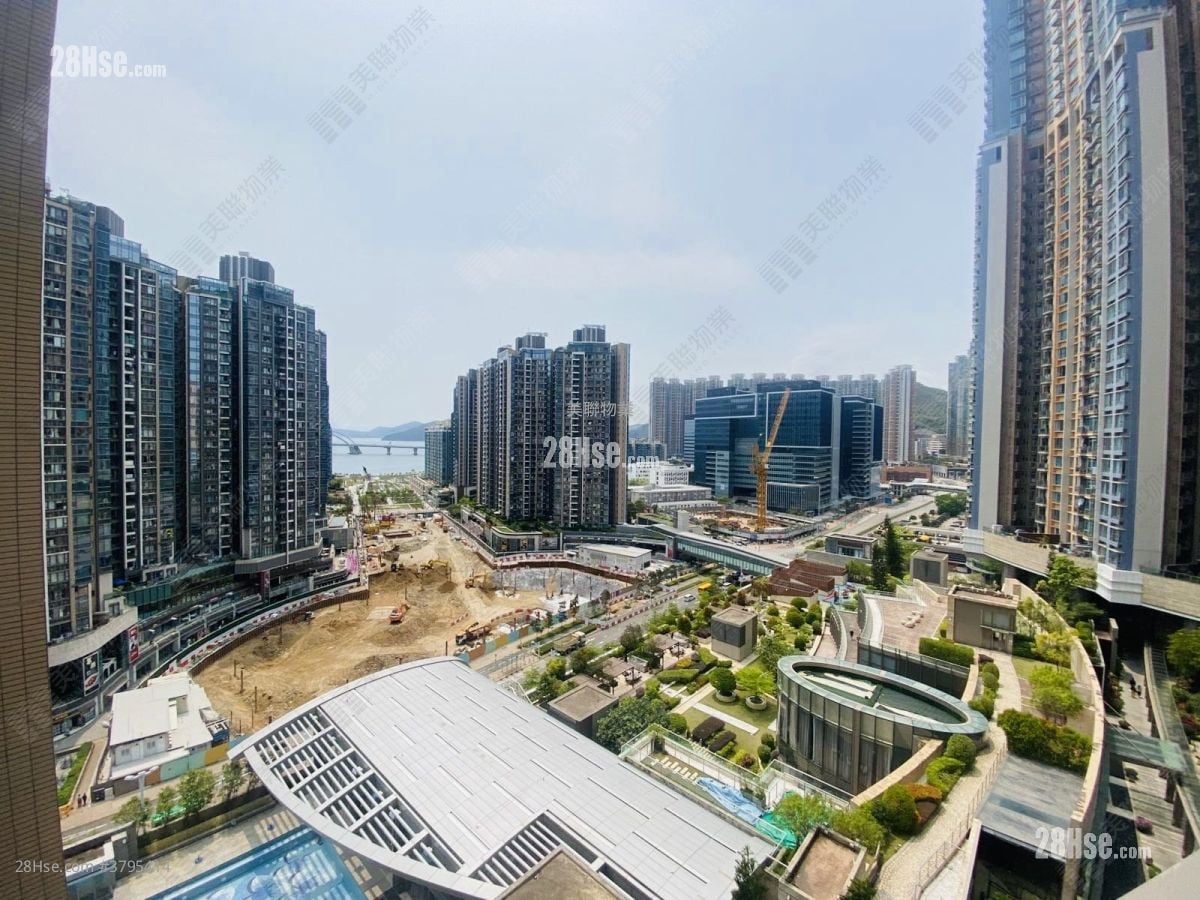 The Wings Rental 712 ft²