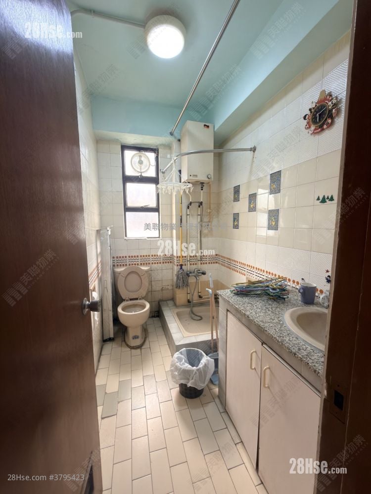 丽景大厦 售盘 3 房 , 2 浴室 819 平方尺