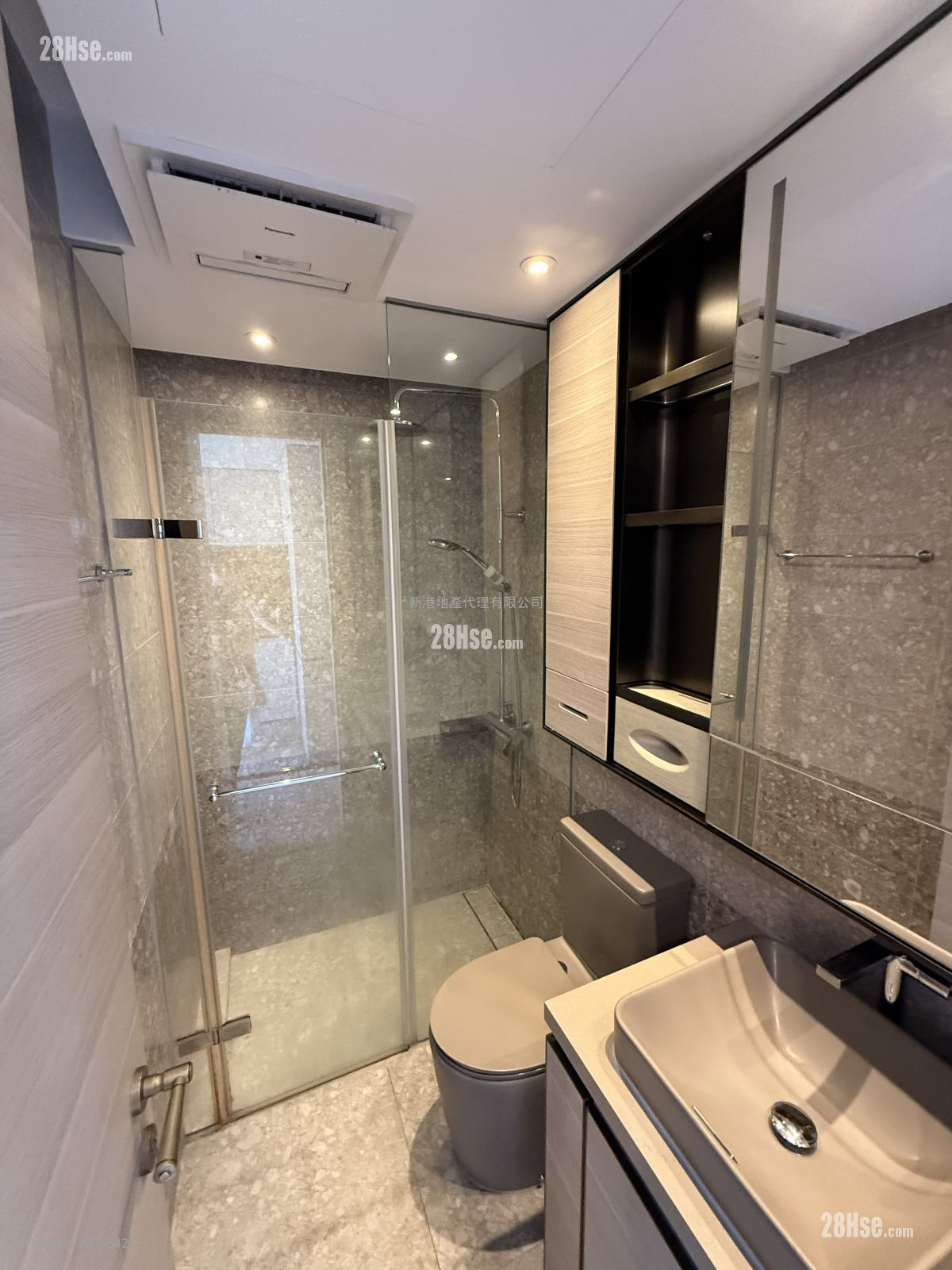 Artisan Garden Sell 2 Bedrooms , 1 Bathroom 386 ft²