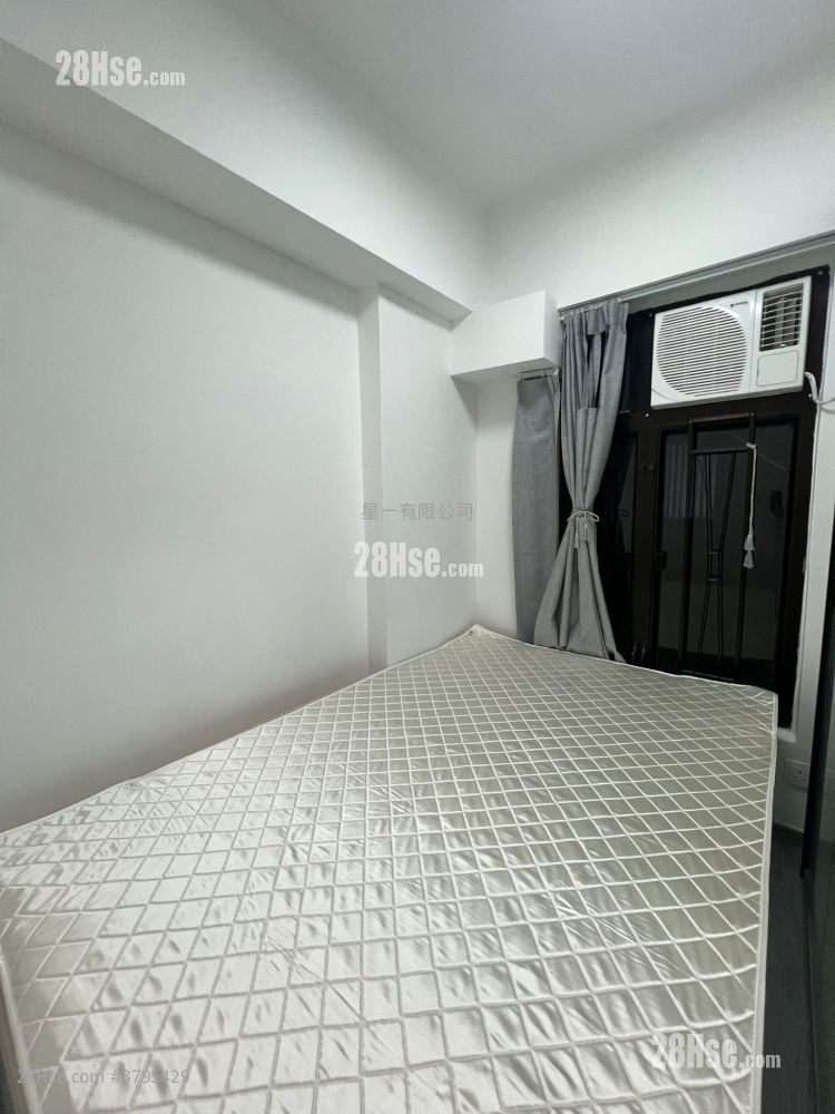 Kim Tak Building Rental Studio , 1 Bathroom 140 ft²