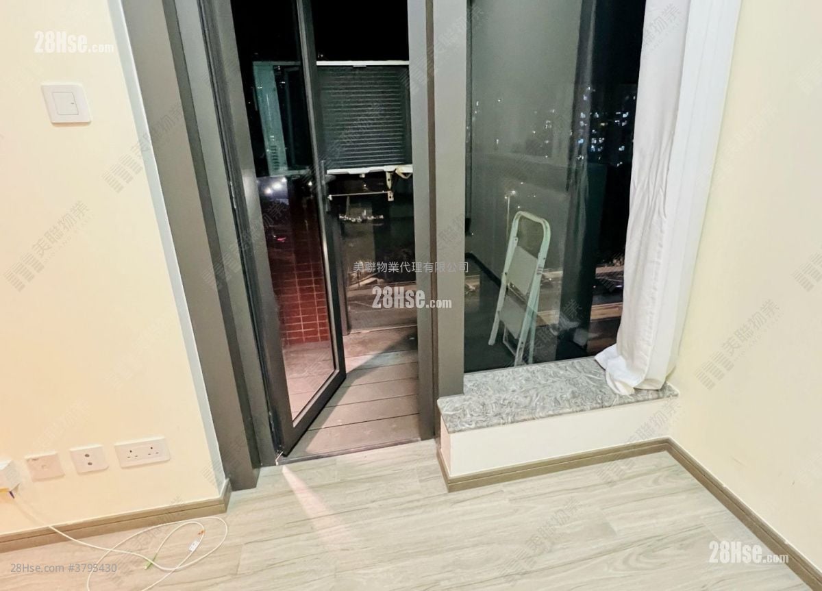 Harbour Park Sell Studio 204 ft²