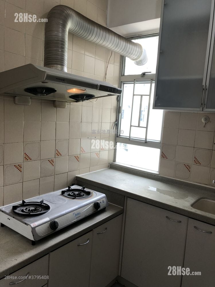 富安花园 售盘 2 房 , 1 浴室 479 平方尺