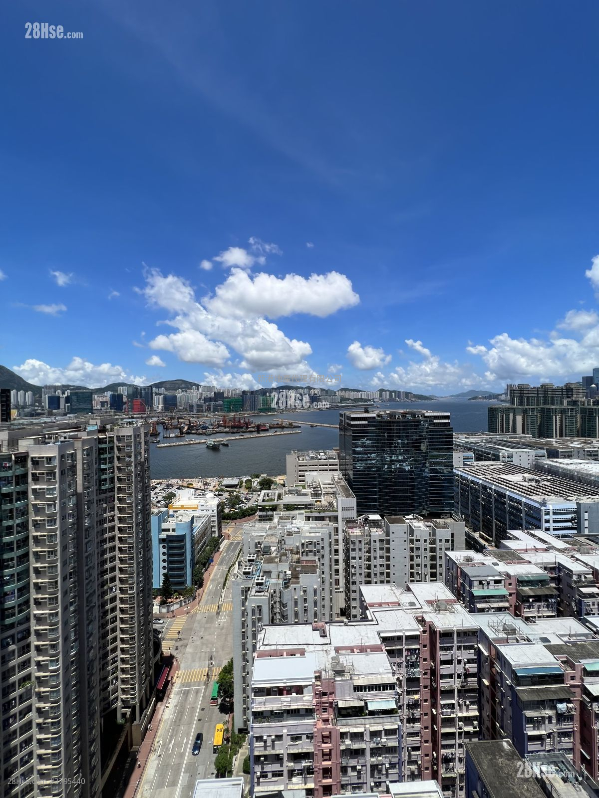 The Vantage Sell 2 Bedrooms , 2 Bathrooms 424 ft²