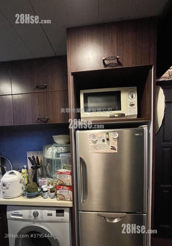 Fanling Town Center Sell 2 Bedrooms 399 ft²