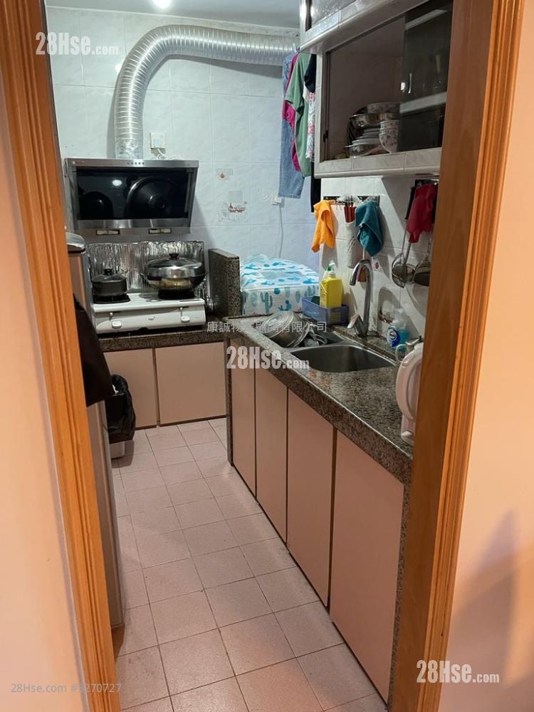 Hong Nga Court Sell 3 Bedrooms , 2 Bathrooms 649 ft²