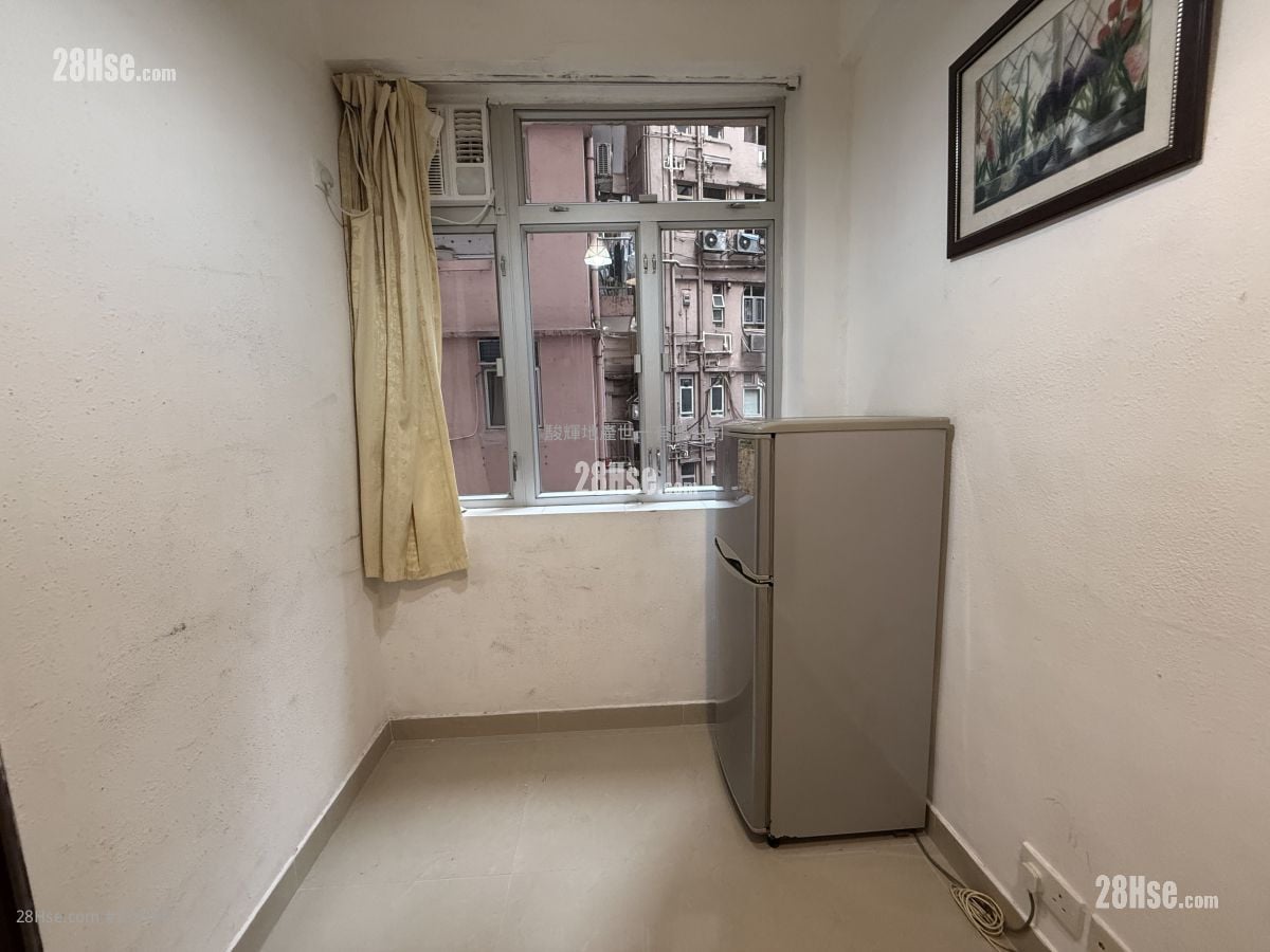 Ocean View Court Rental 1 Bedroom 180 ft²