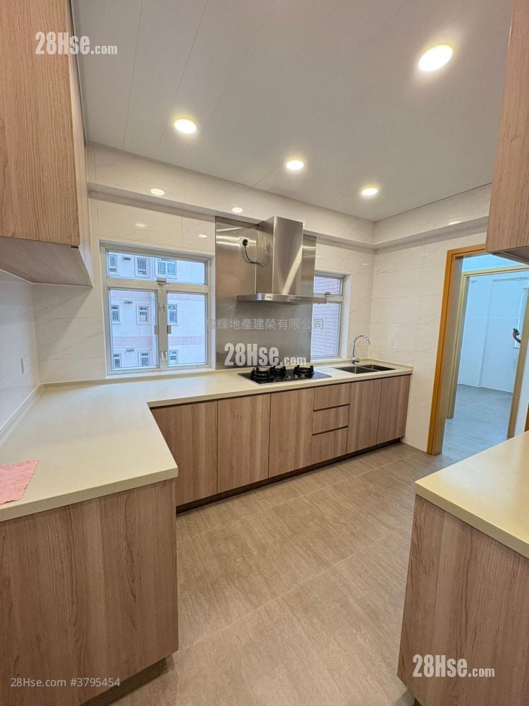 The Dahfuldy Rental 3 Bedrooms , 2 Bathrooms 1,514 ft²