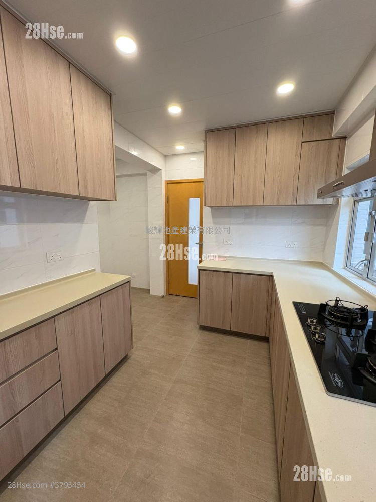 The Dahfuldy Rental 3 Bedrooms , 2 Bathrooms 1,514 ft²