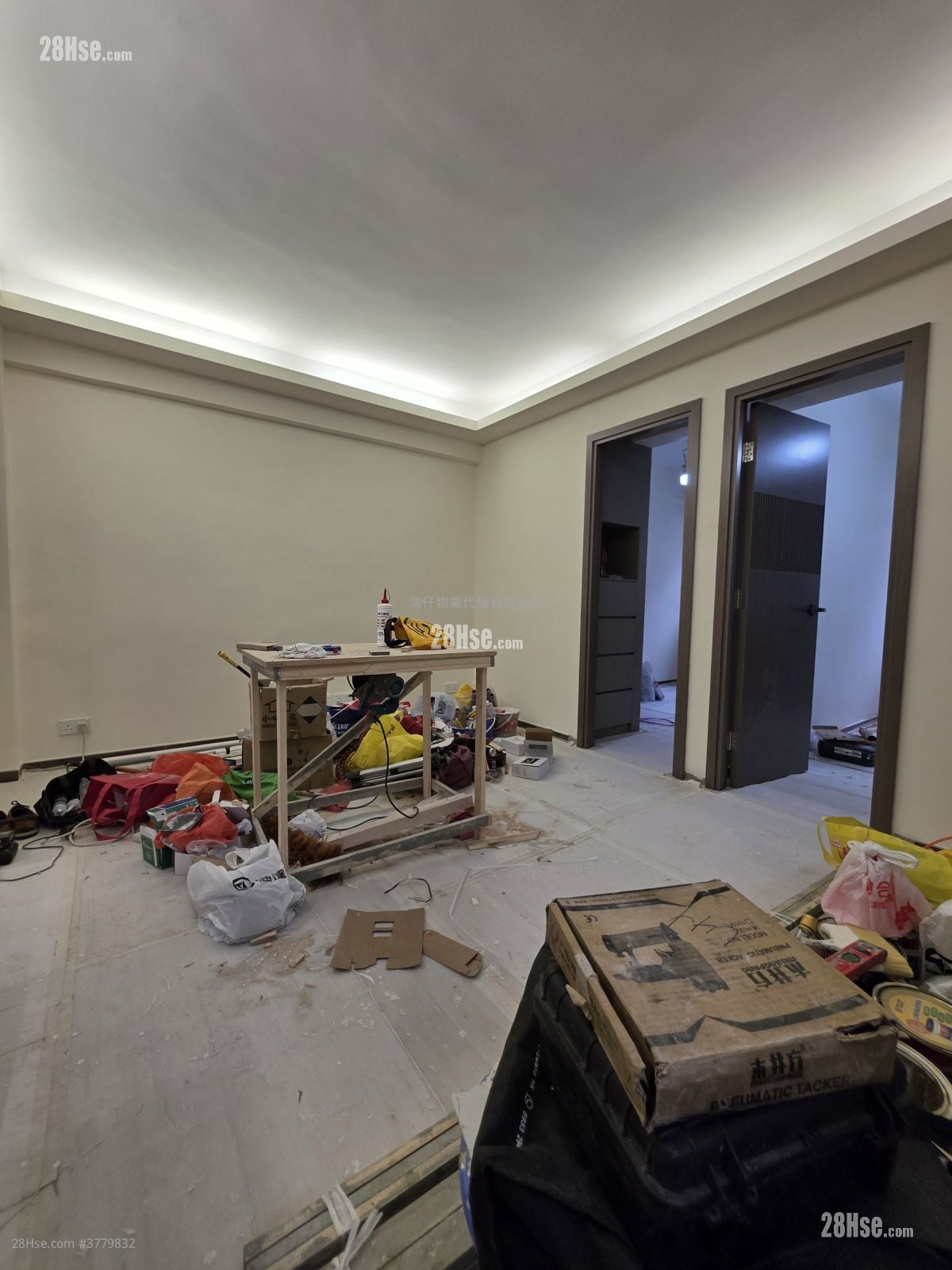 Hip Sang Building Rental 2 Bedrooms , 1 Bathroom 474 ft²