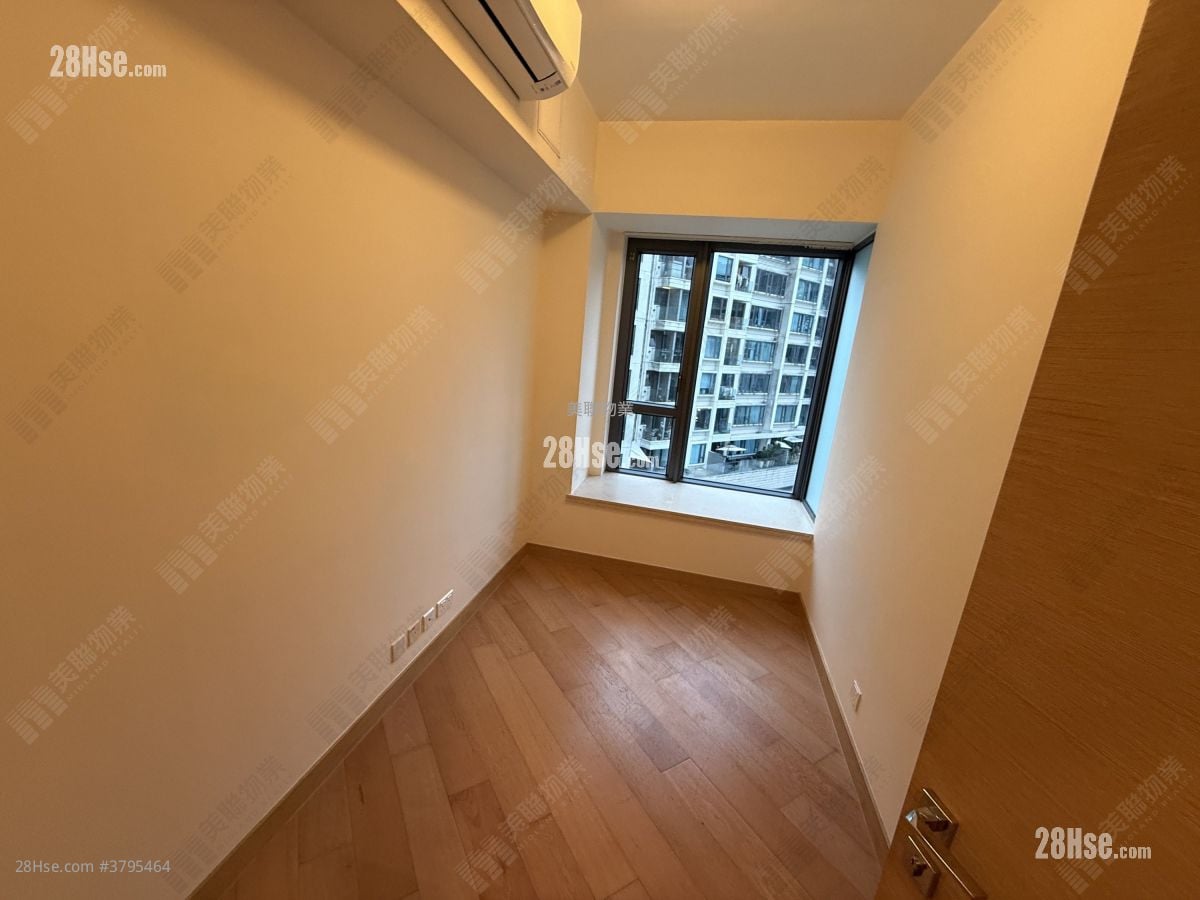 Providence Bay Rental 4 Bedrooms , 3 Bathrooms 1,099 ft²