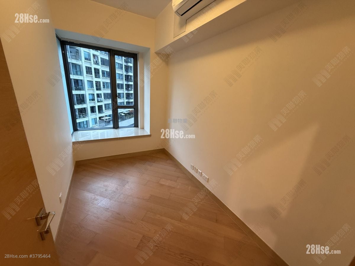 Providence Bay Rental 4 Bedrooms , 3 Bathrooms 1,099 ft²