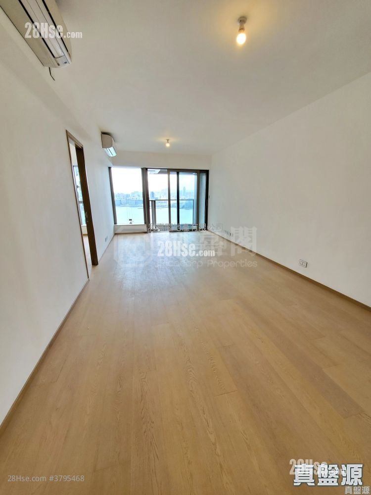 Harbour Glory Rental 3 Bedrooms , 2 Bathrooms 1,038 ft²