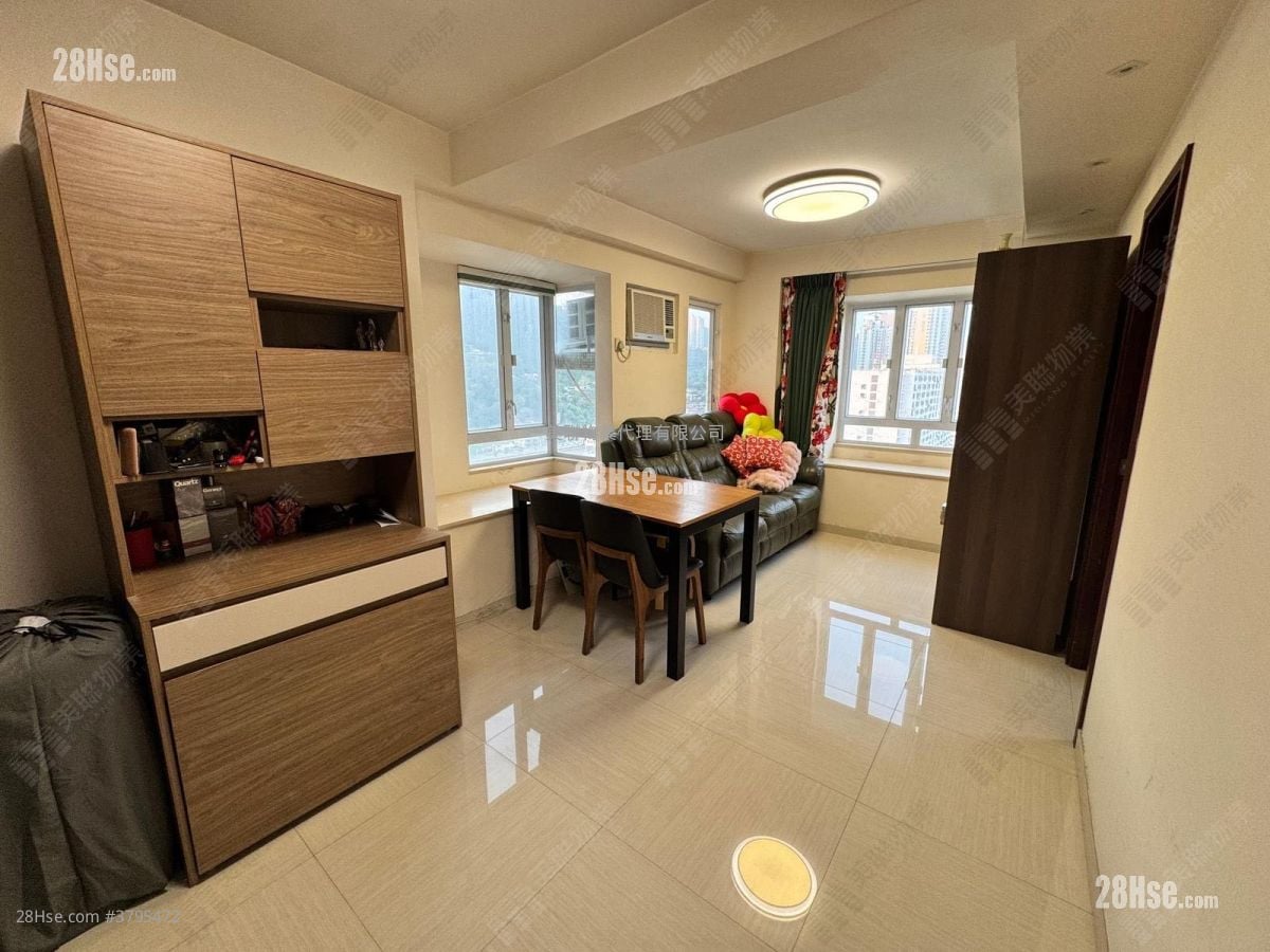 好运中心 售盘 1 房 326 平方尺