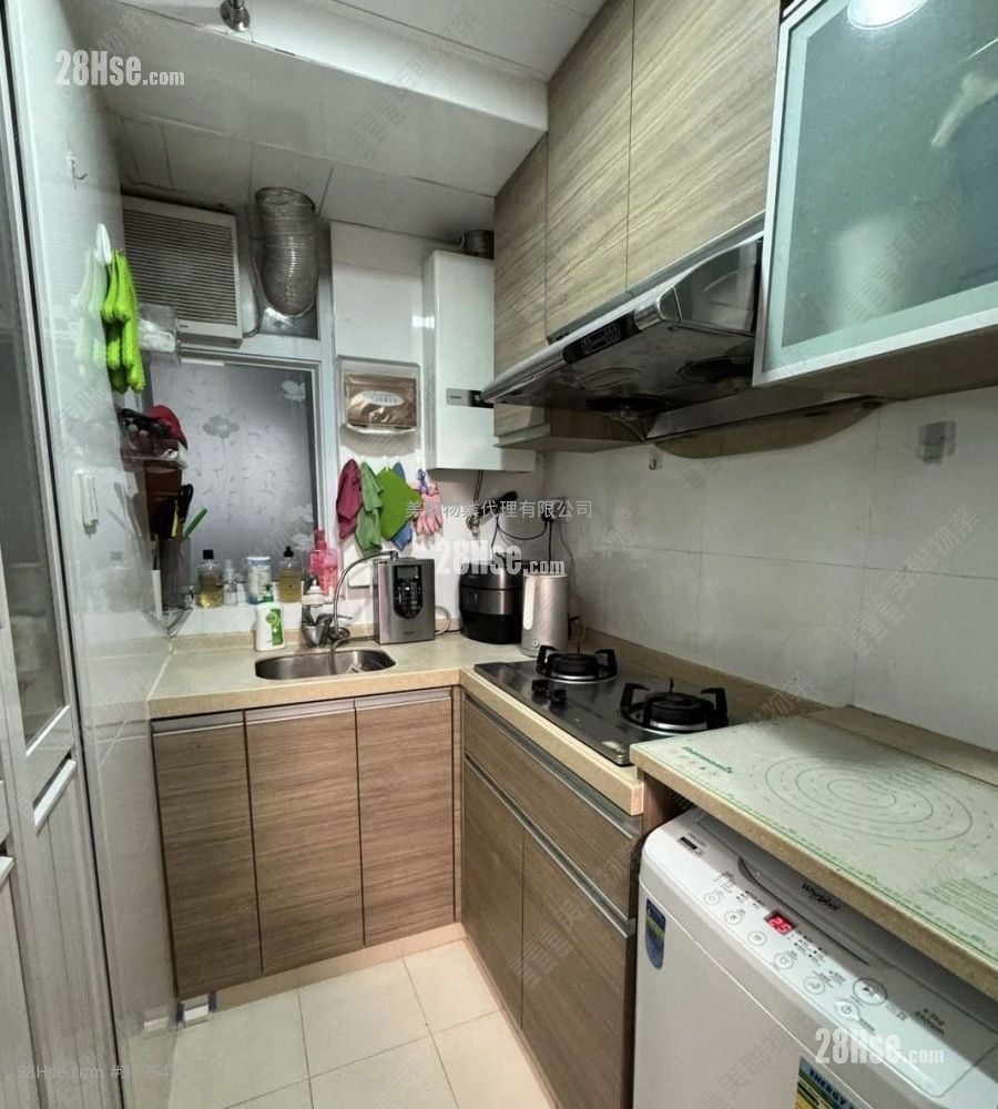 好运中心 售盘 1 房 326 平方尺