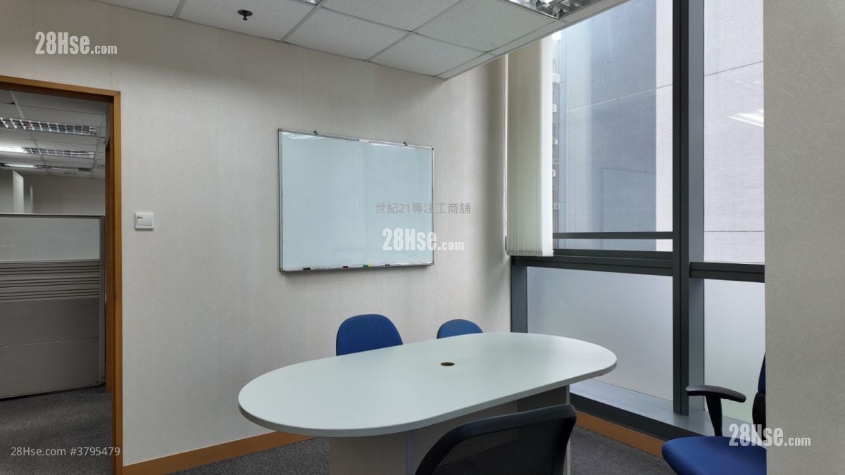 Global Gateway Tower 租盘 3 房 1,833 平方尺