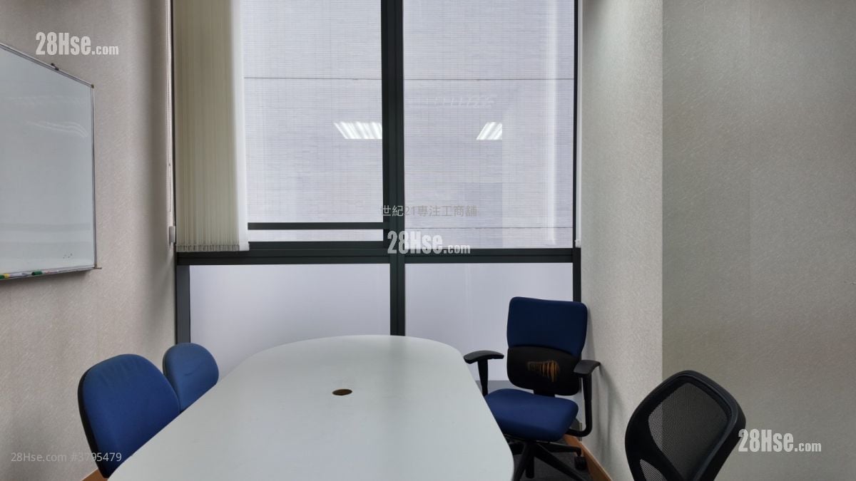 Global Gateway Tower 租盘 3 房 1,833 平方尺