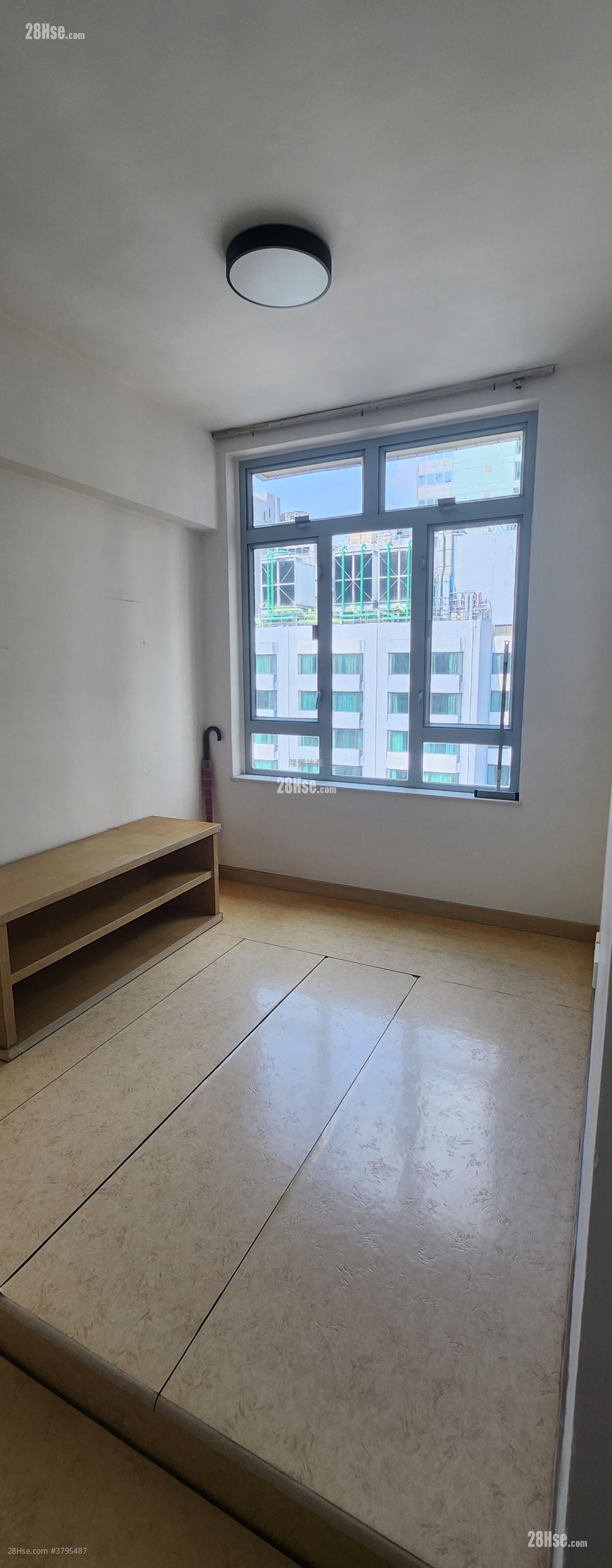 Hay Wah Building Rental 1 Bedroom , 1 Bathroom 336 ft²
