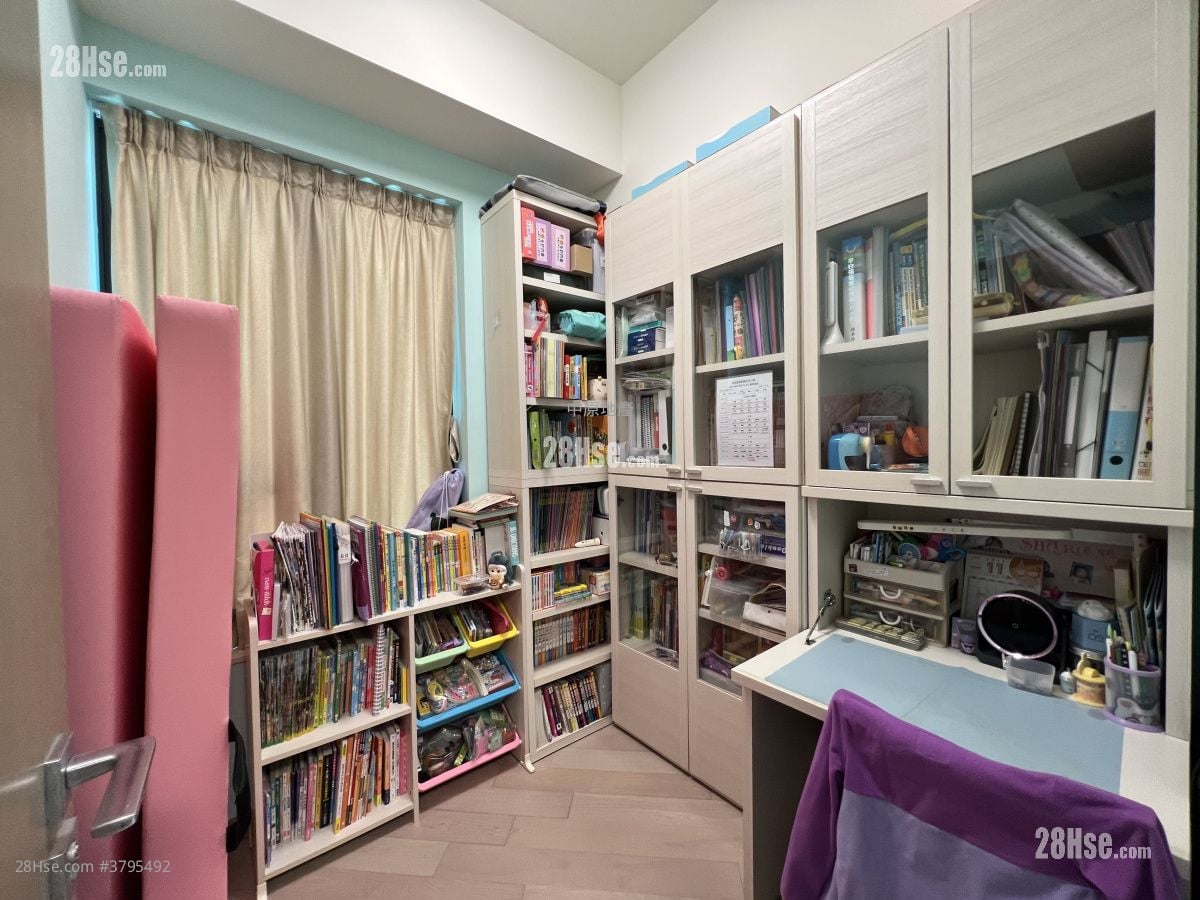 Wetland Seasons Bay Sell 4 Bedrooms , 2 Bathrooms 774 ft²