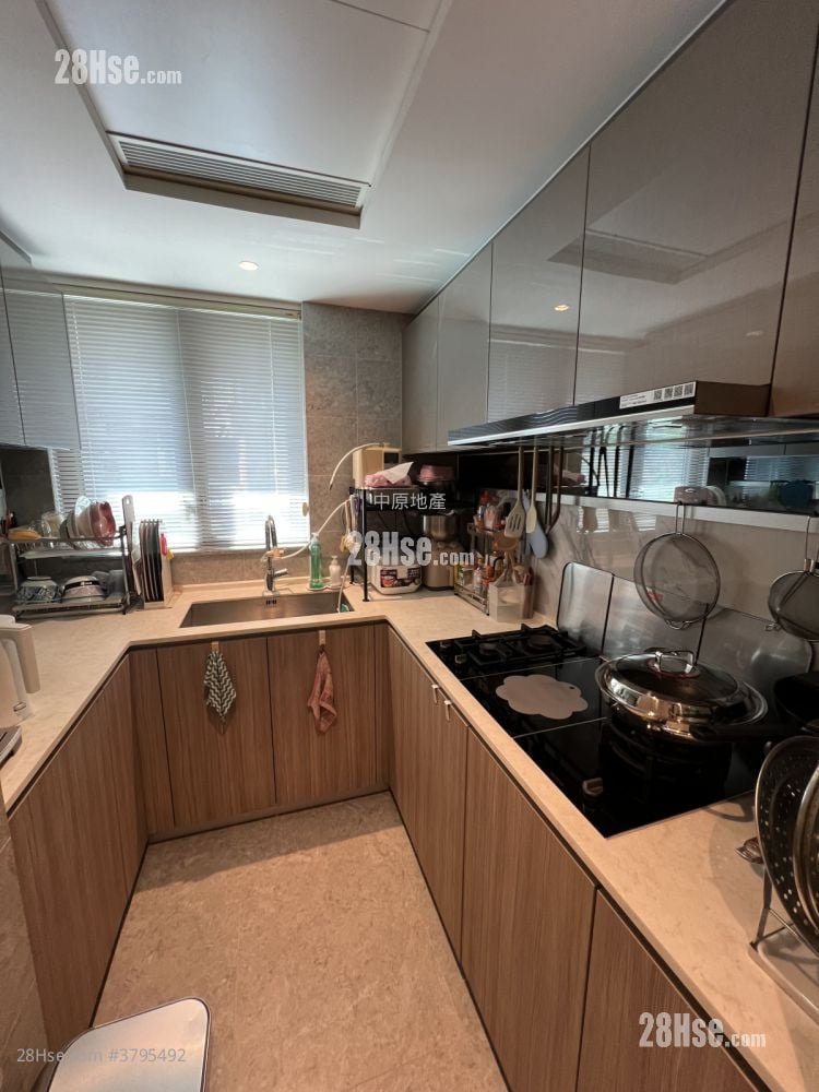 Wetland Seasons Bay Sell 4 Bedrooms , 2 Bathrooms 774 ft²