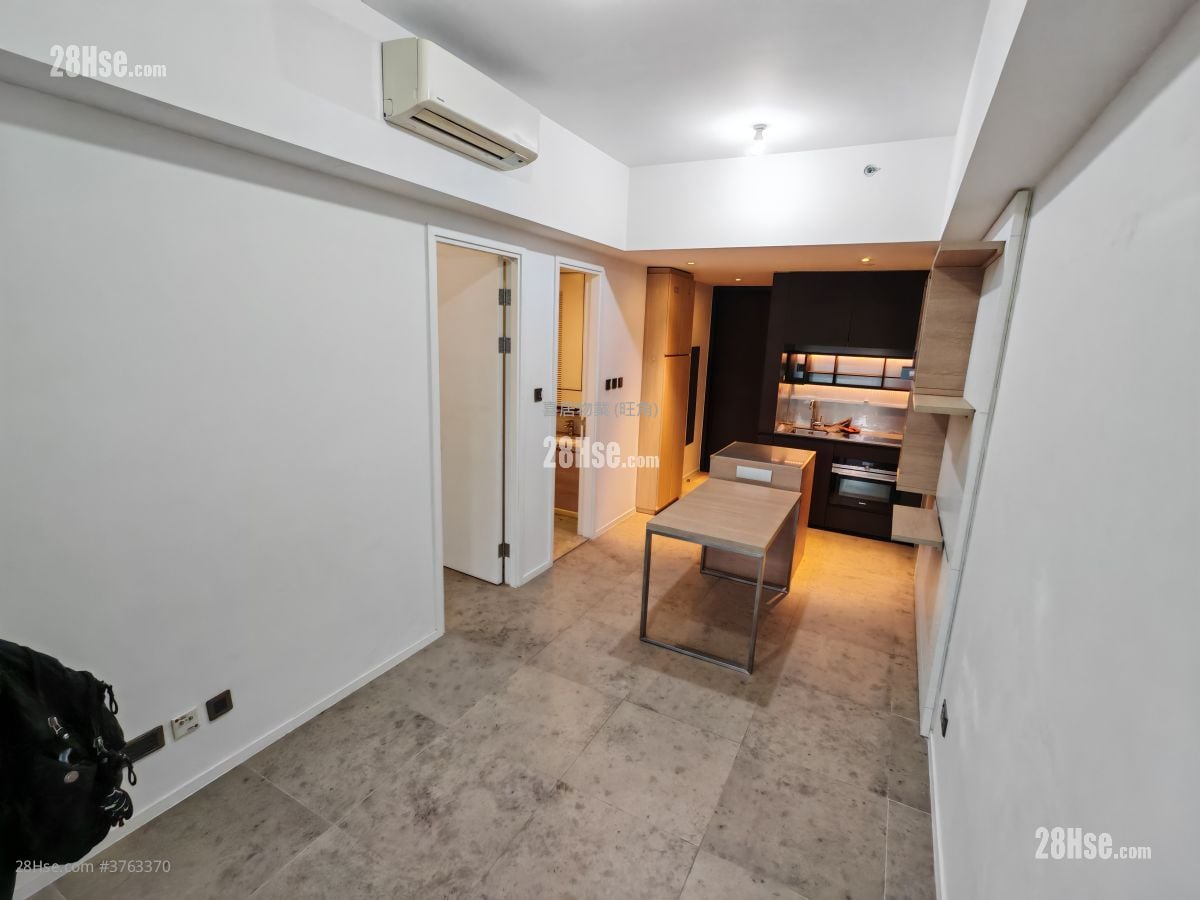 Skypark Sell 1 Bedroom , 1 Bathroom 407 ft²