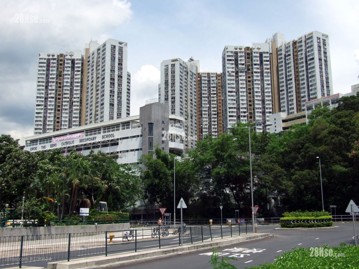 Fung Shing Court Sell 2 Bedrooms , 1 Bathroom 381 ft²