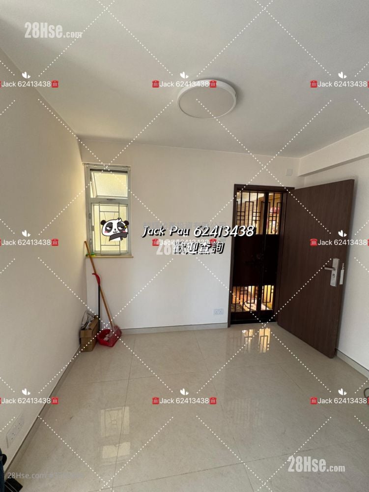 Shun Hing Building Rental 2 Bedrooms , 1 Bathroom