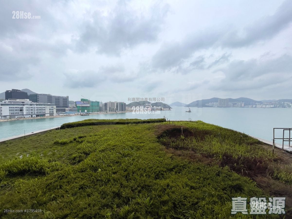 LP10 租盘 3 房 , 2 浴室 832 平方尺