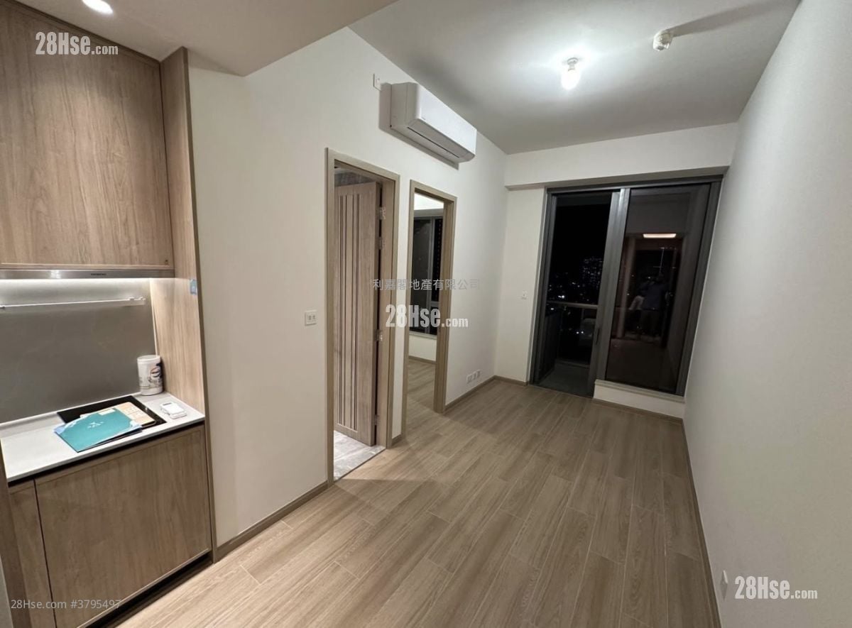 Hava Sell 2 Bedrooms 397 ft²