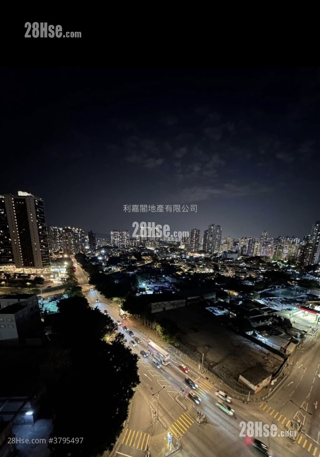 Hava Sell 2 Bedrooms 397 ft²