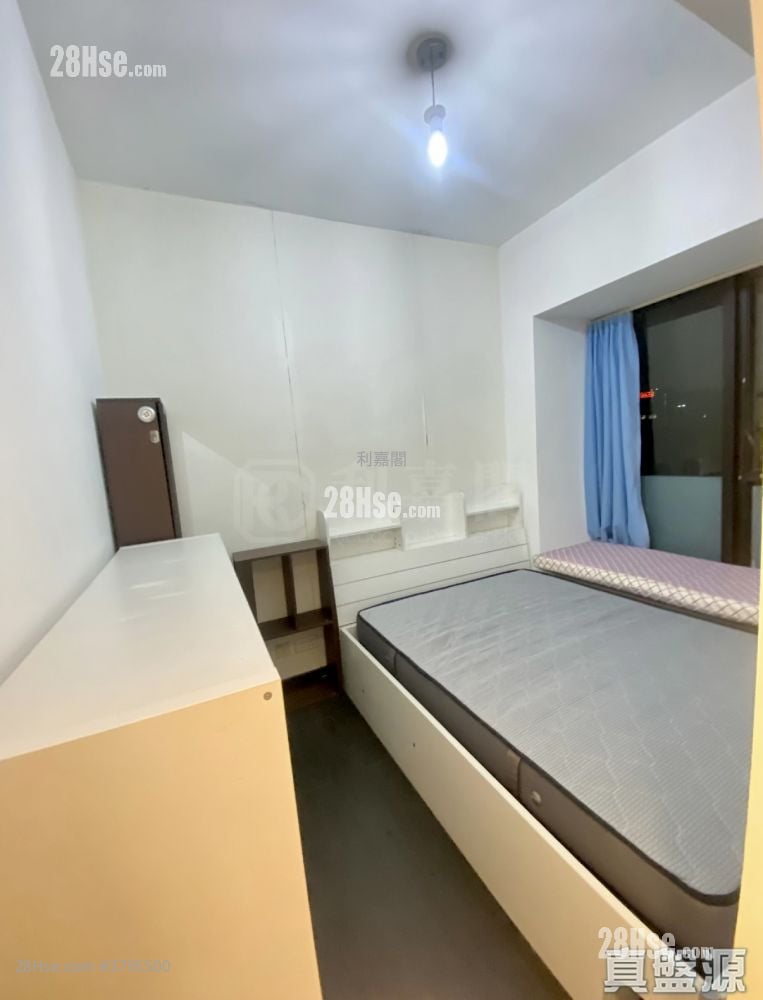 Chelsea Court Sell 2 Bedrooms 477 ft²