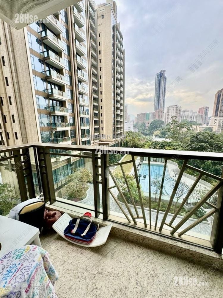 傲玟 售盘 3 房 , 4 浴室 1,403 平方尺