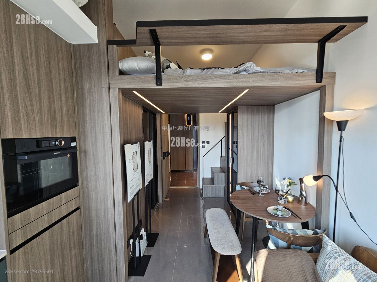 Larchwood Rental Studio , 1 Bathroom 210 ft²