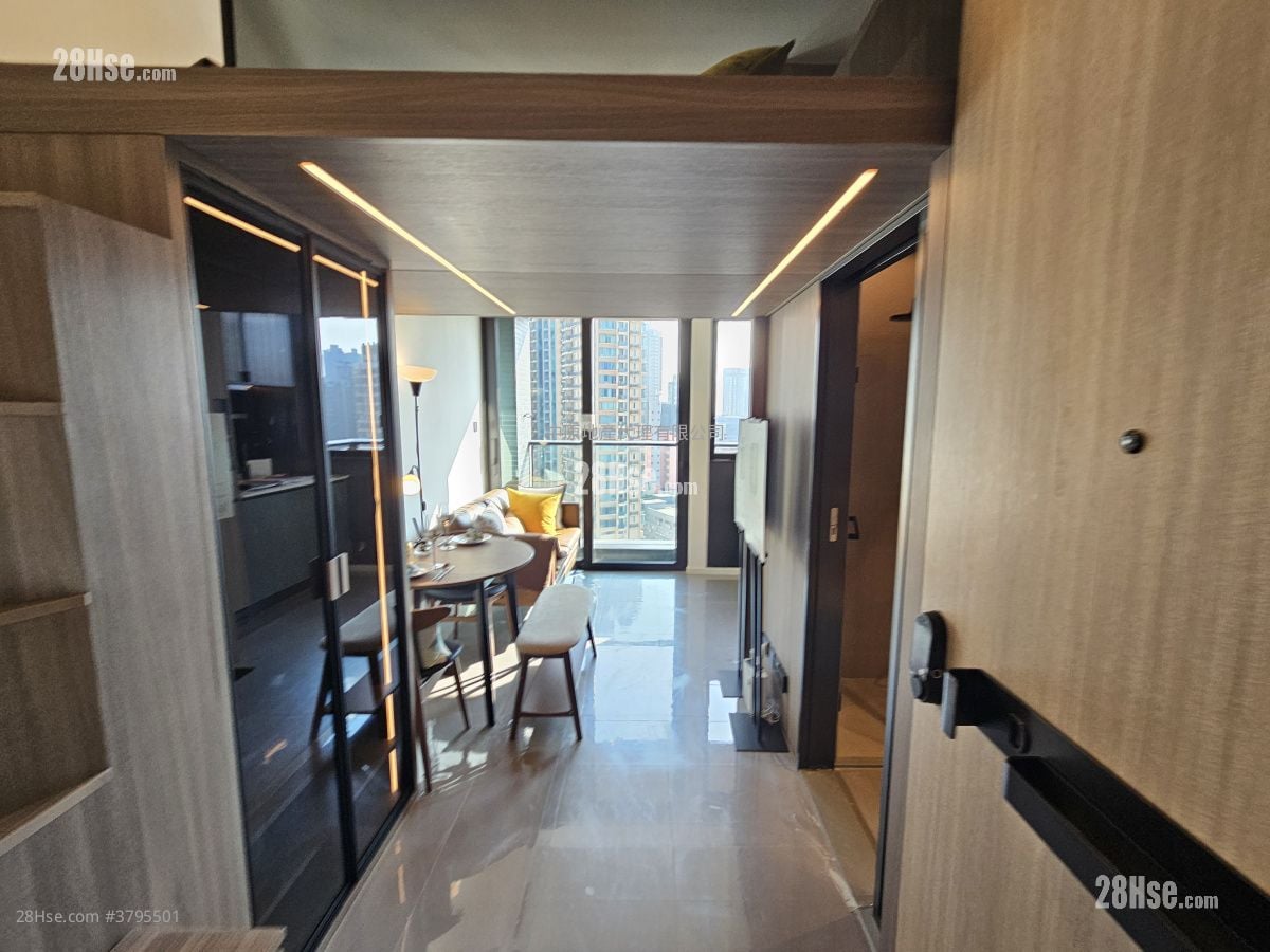 Larchwood Rental Studio , 1 Bathroom 210 ft²