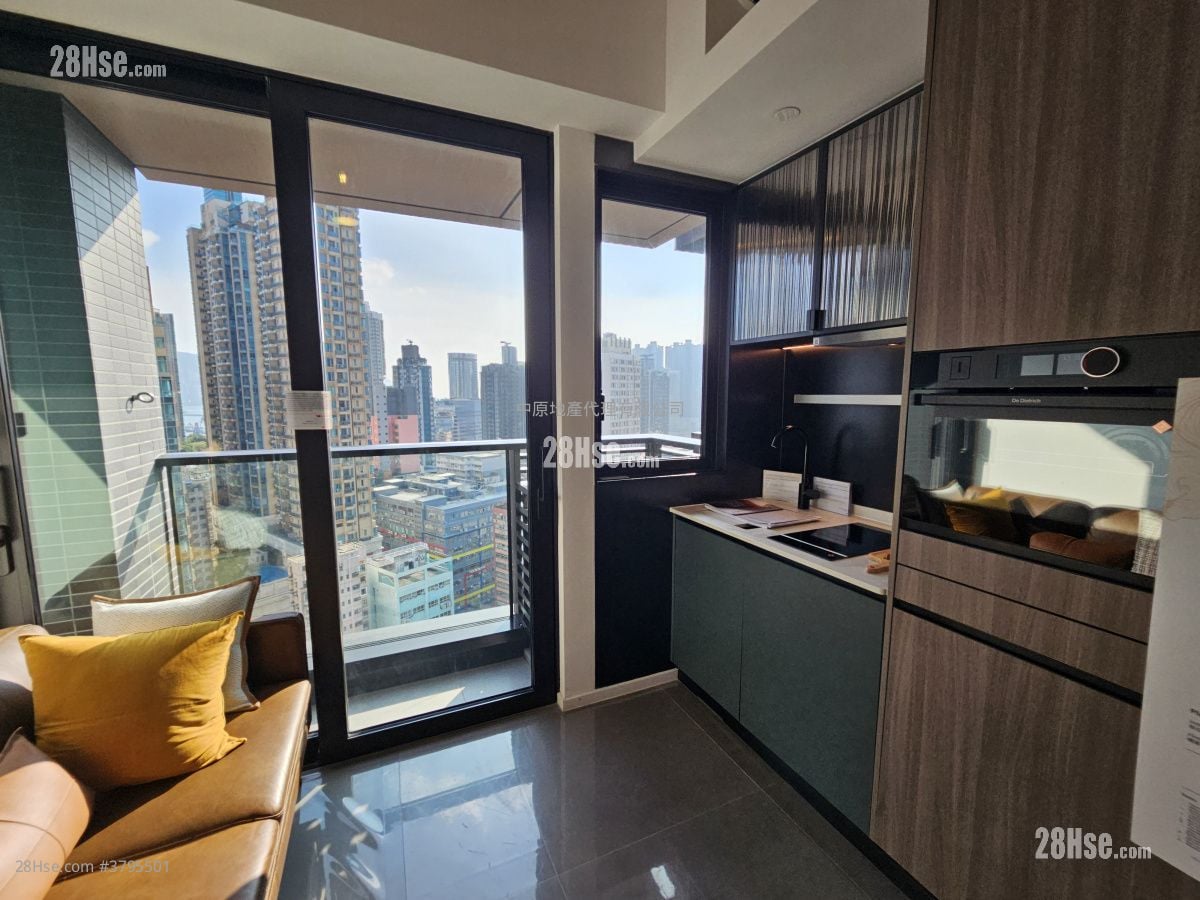 Larchwood Rental Studio , 1 Bathroom 210 ft²