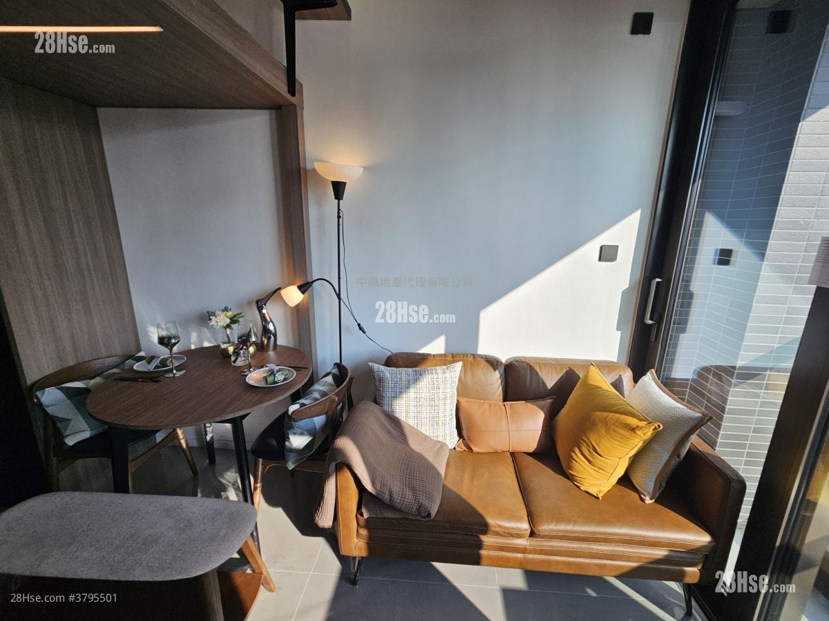 Larchwood Rental Studio , 1 Bathroom 210 ft²